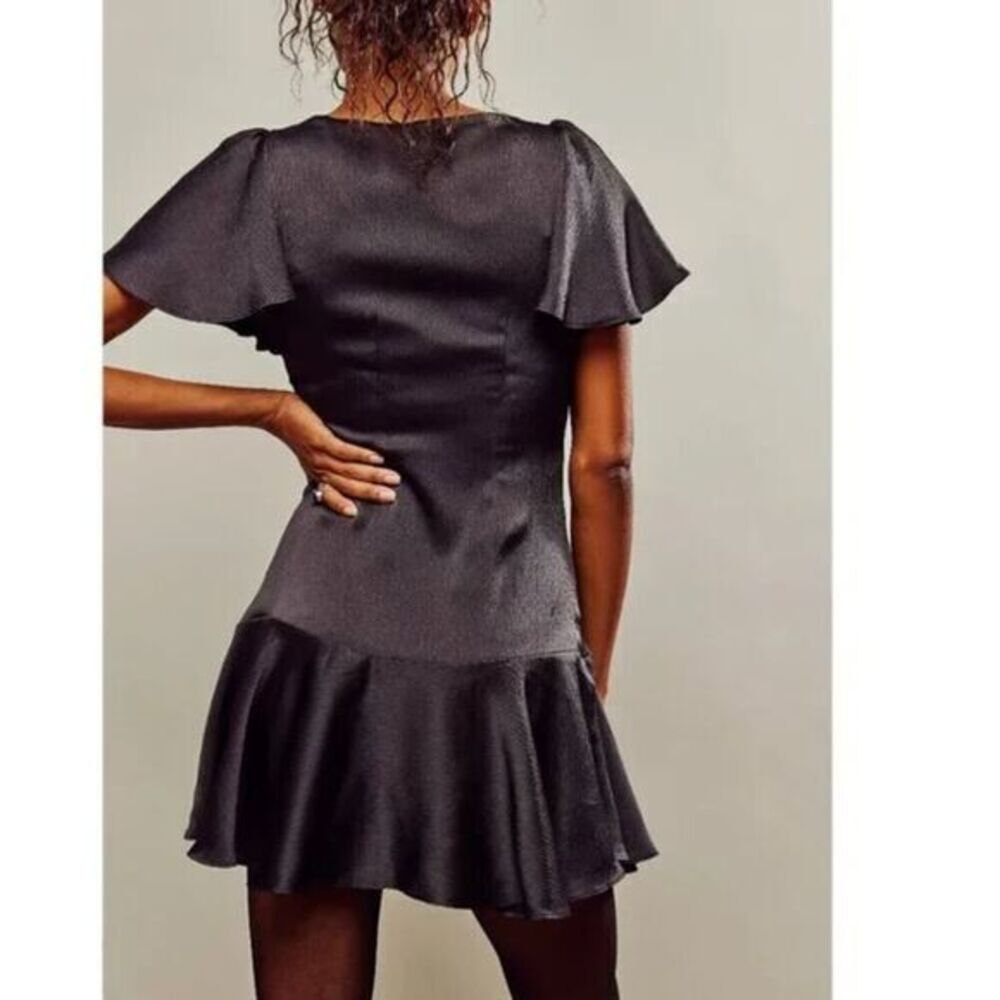 NEW Free People Scarlett Short Sleeve Texture Mini Dress black, size XS - Picture 2 of 16